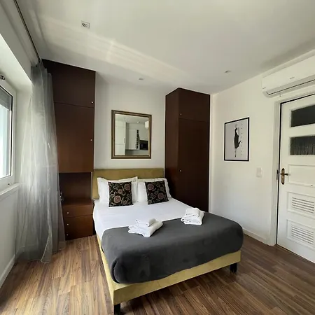 Almada Studios & Suites Porto Exterior photo