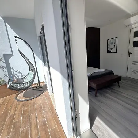 Almada Studios & Suites Porto Exterior photo